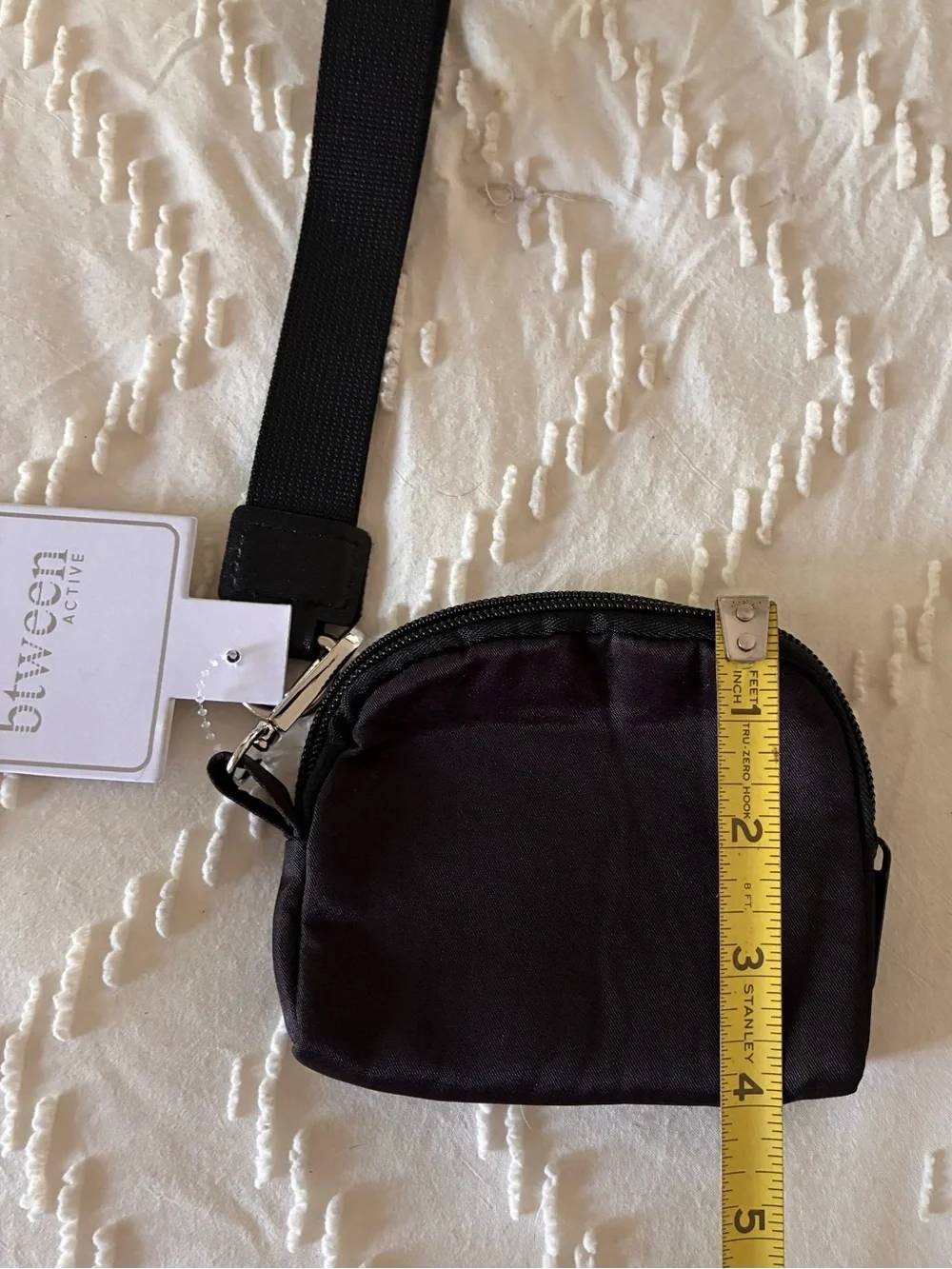 b'tween Active Black Wristlet Pouch mini